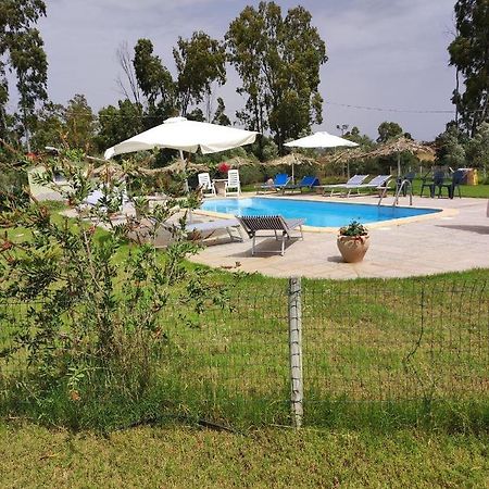 Agriturismo Su Niu Uta Buitenkant foto